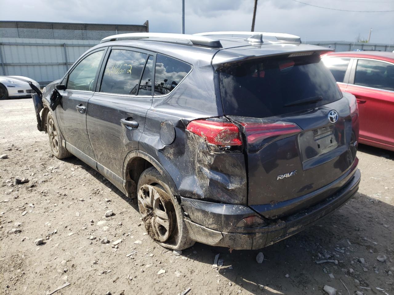 Photo 3 from auction – 2018 TOYOTA RAV4 LE with VIN JTMZFREV2JJ180740