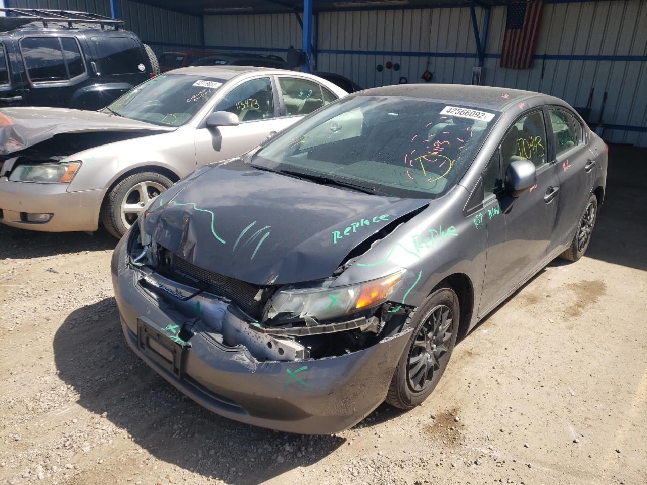 Photo 2 from auction – 2012 HONDA CIVIC LX with VIN 2HGFB2F52CH558176