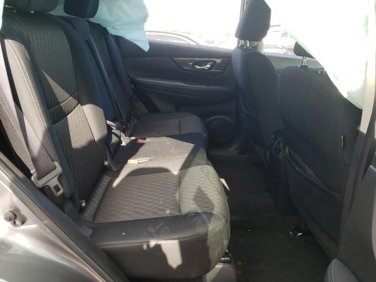 Photo 6 from auction – 2017 NISSAN ROGUE S with VIN KNMAT2MT7HP520680