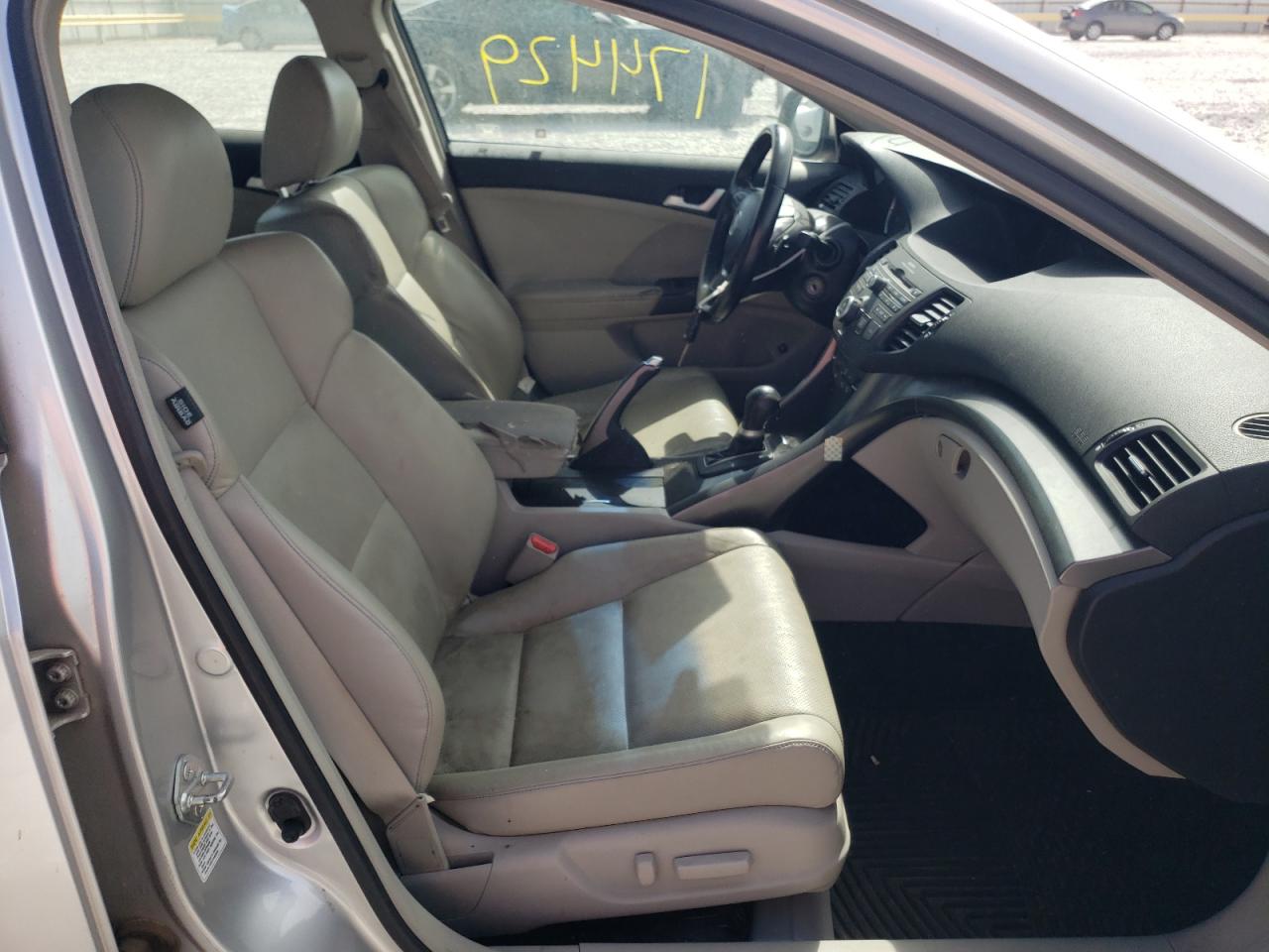 Photo 5 from auction – 2011 ACURA TSX with VIN JH4CU2F66BC017670
