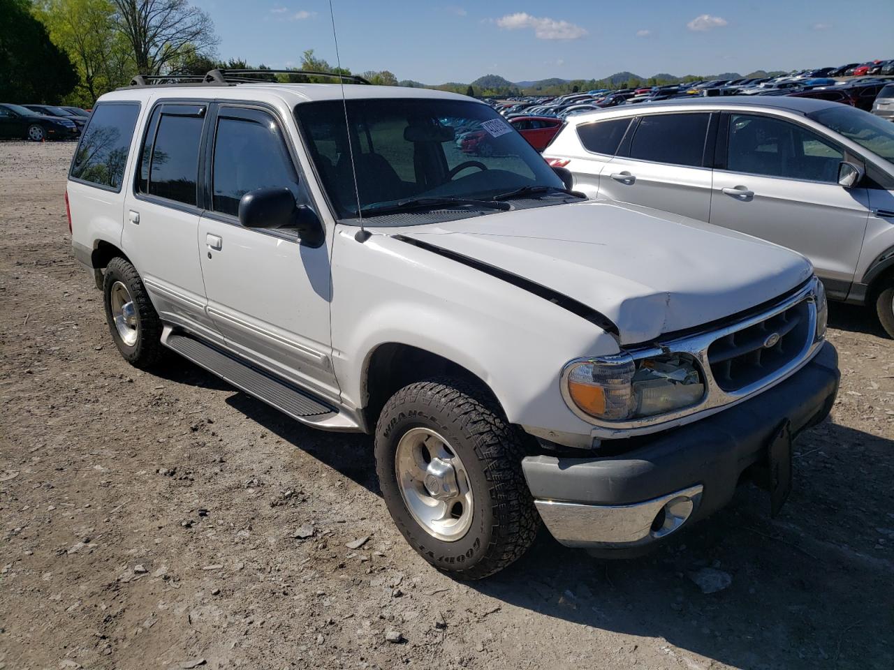 FORD EXPLORER X 2000 with VIN 1FMZU73E7YZA27081 - Photo from auction