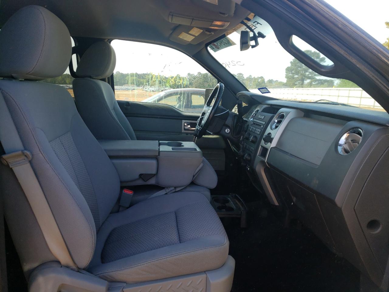 Photo 5 from auction – 2011 FORD F150 SUPER with VIN 1FTFW1ETXBFD10240