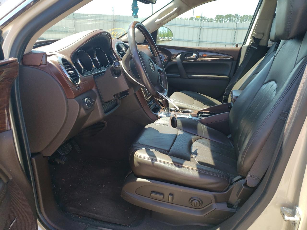 Photo 5 from auction – 2014 BUICK ENCLAVE with VIN 5GAKRBKD7EJ262093