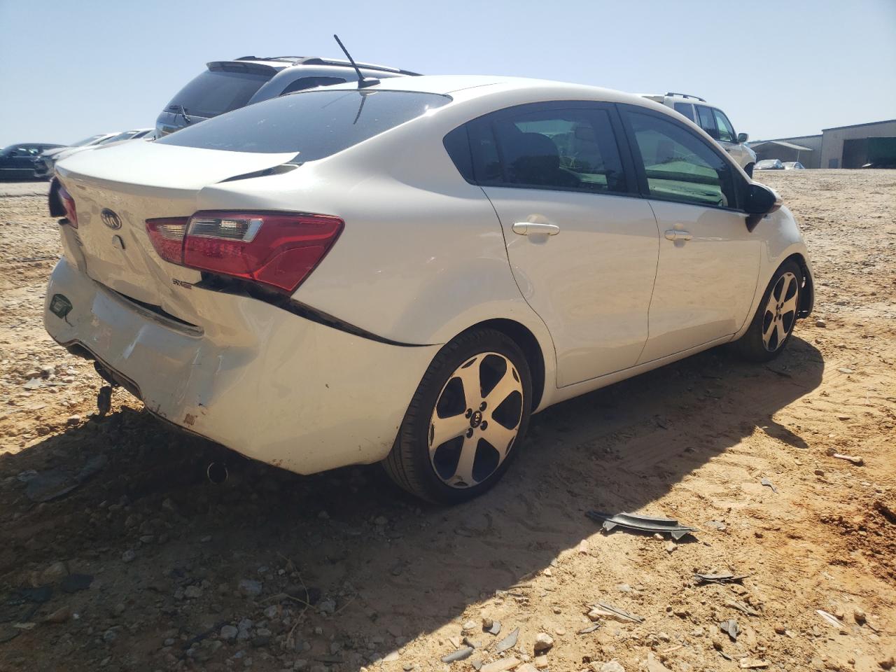 Photo 4 from auction – 2014 KIA RIO EX with VIN KNADN4A30E6336638