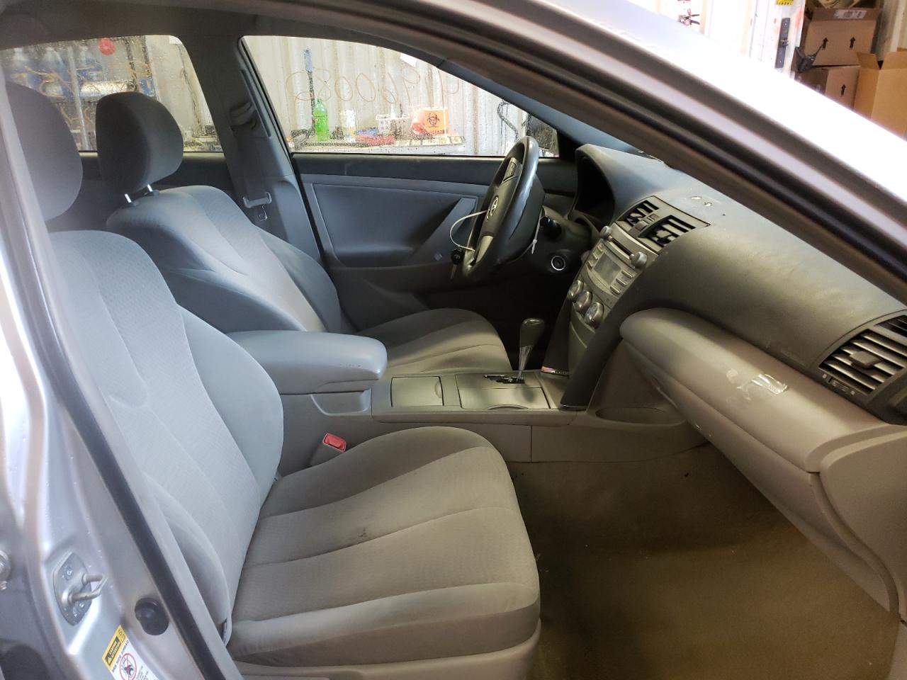 Photo 5 from auction – 2010 TOYOTA CAMRY BASE with VIN 4T4BF3EK4AR009587
