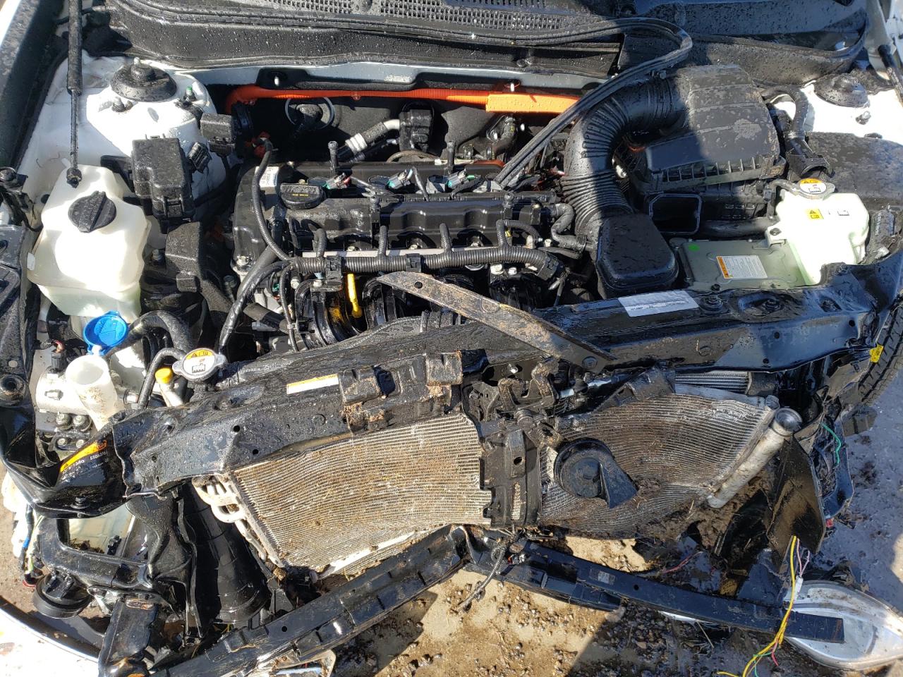 Photo 7 from auction – 2013 HYUNDAI SONATA HYB with VIN KMHEC4A41DA068907