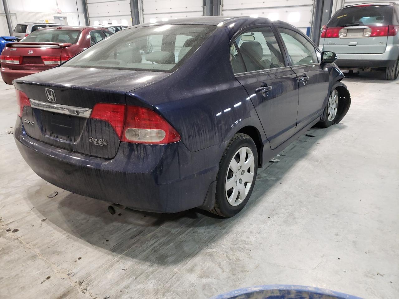 Photo 4 from auction – 2009 HONDA CIVIC LX with VIN 19XFA165X9E045791