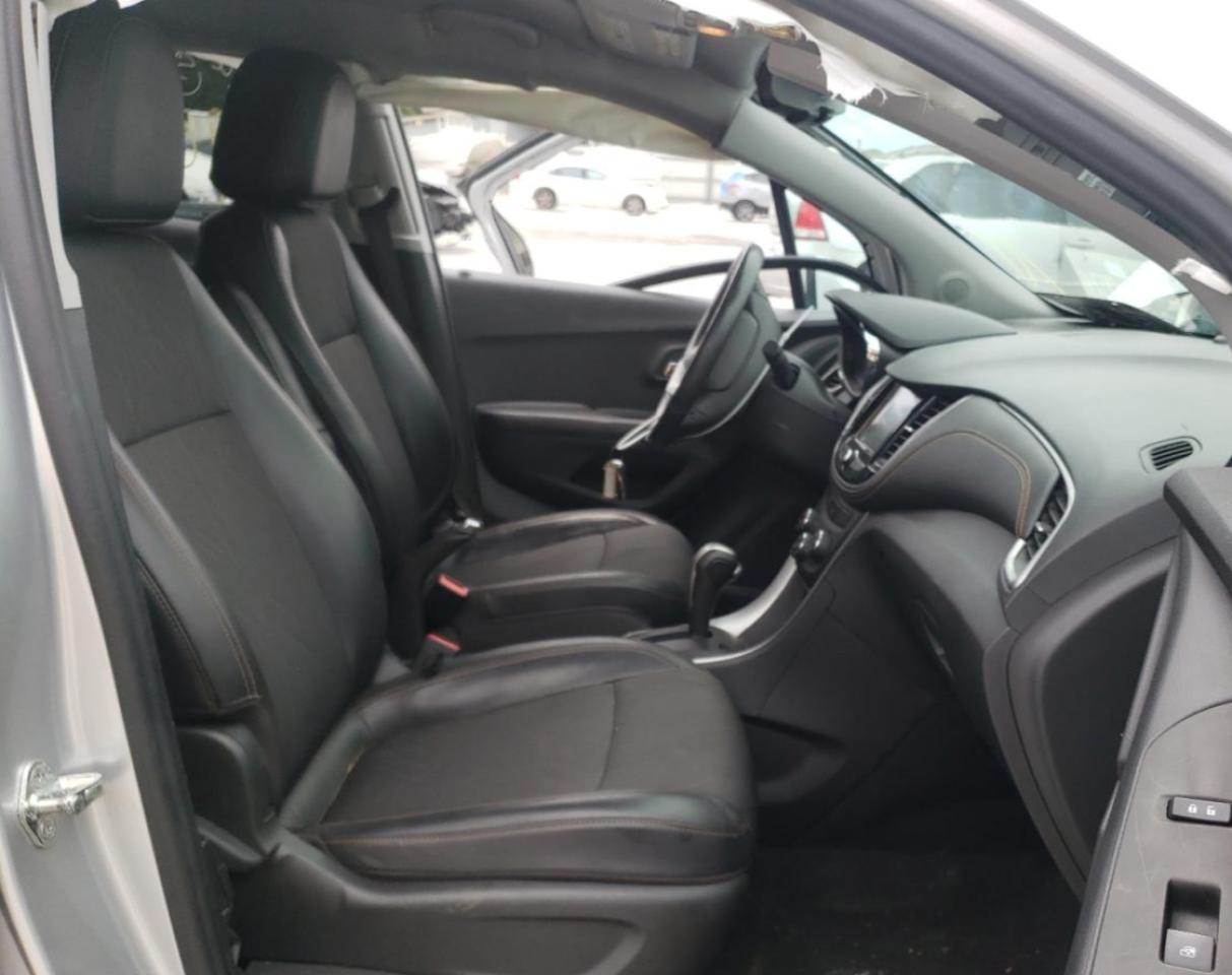 Photo 5 from auction – 2017 CHEVROLET TRAX 1LT with VIN KL7CJLSB9HB156884