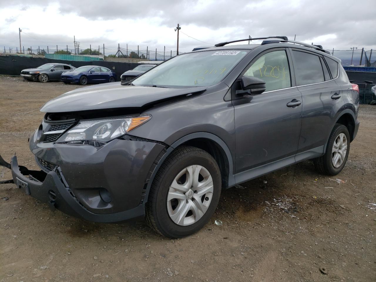 Photo 2 from auction – 2014 TOYOTA RAV4 LE with VIN JTMZFREV1EJ013887