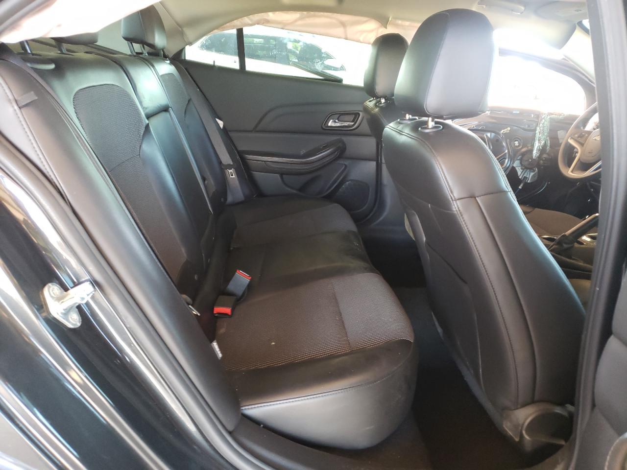 Photo 6 from auction – 2016 CHEVROLET MALIBU LIM with VIN 1G11C5SA7GU115740