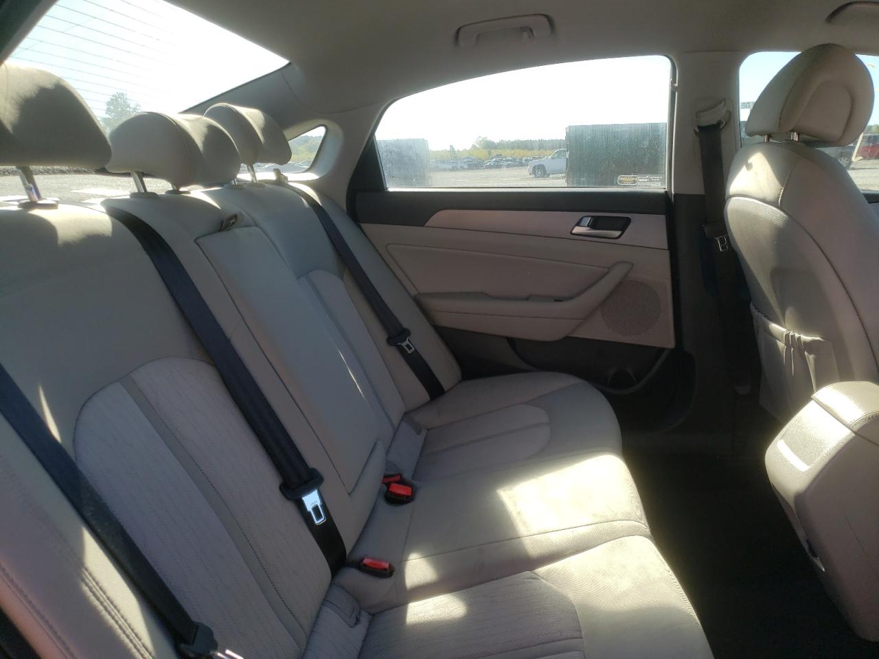 Photo 6 from auction – 2016 HYUNDAI SONATA HYB with VIN KMHE24L18GA040709