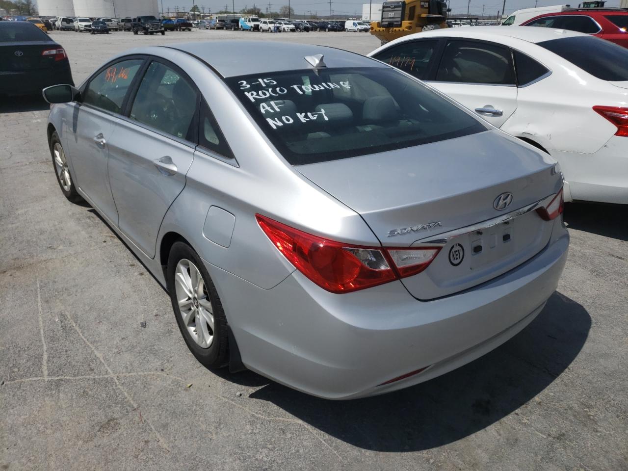 Photo 3 from auction – 2013 HYUNDAI SONATA GLS with VIN 5NPEB4AC9DH615865