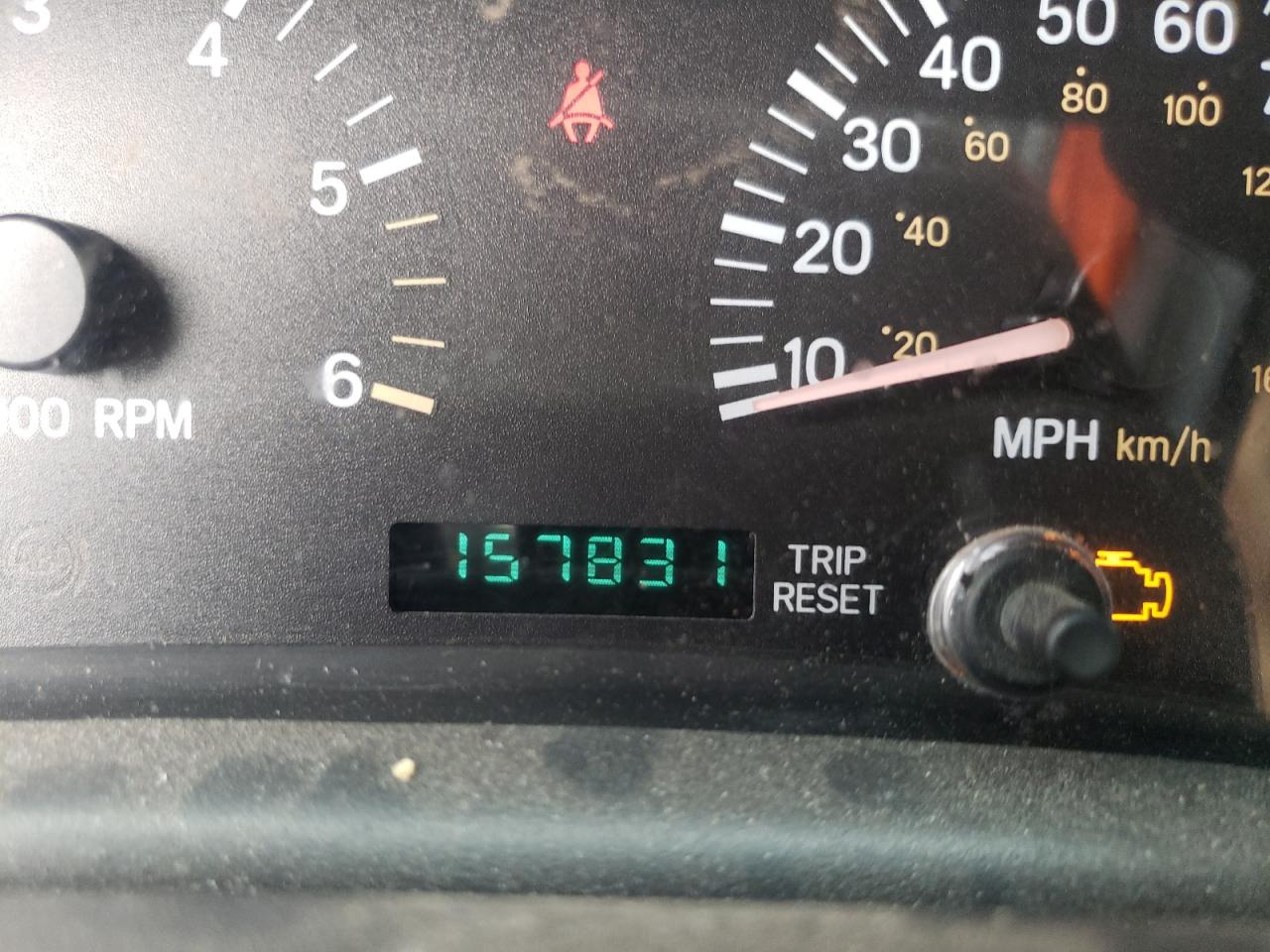 Photo 8 from auction – 2000 JEEP CHEROKEE S with VIN 1J4FF48S5YL239845