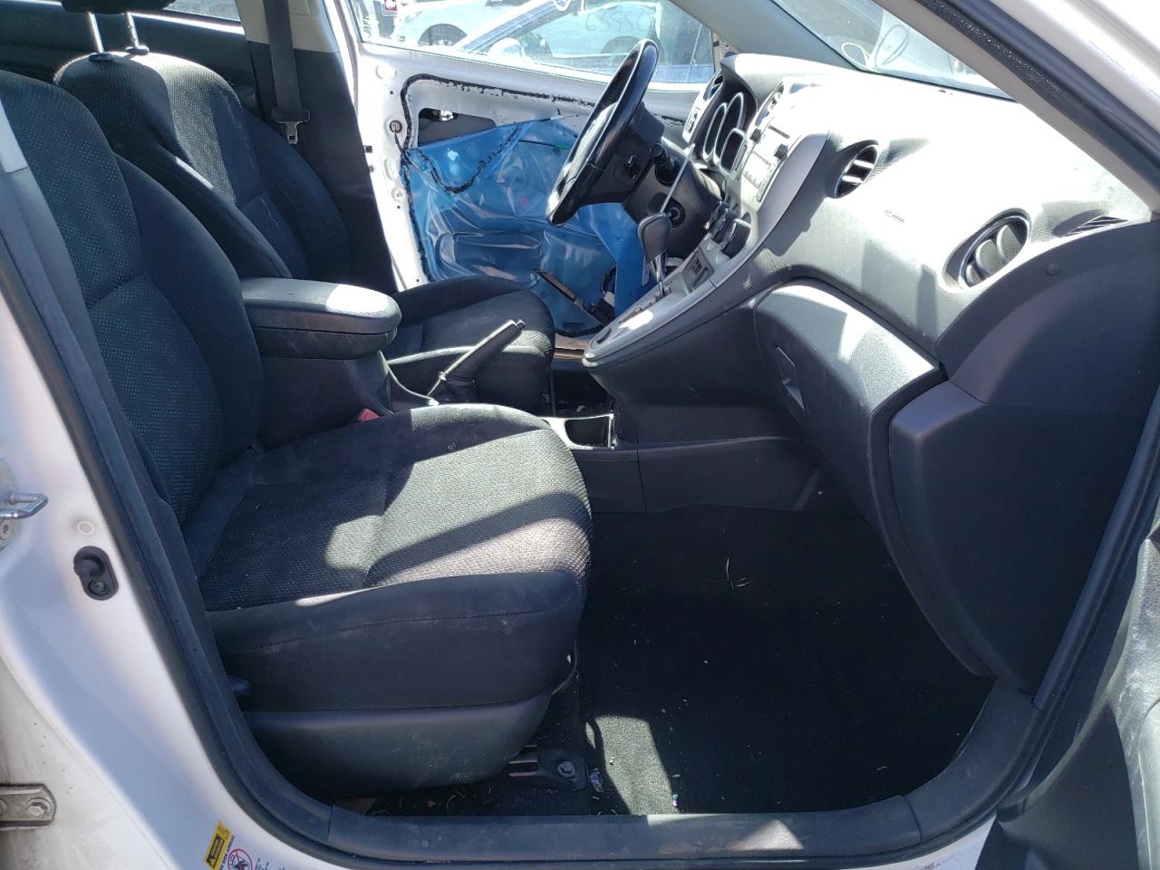 Photo 5 from auction – 2009 TOYOTA COROLLA MA with VIN 2T1KE40E99C014513