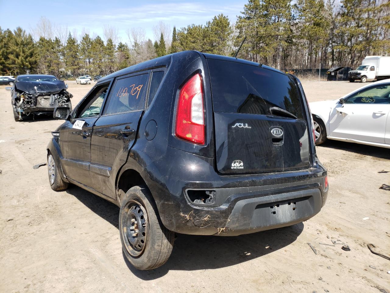 Photo 3 from auction – 2012 KIA SOUL with VIN KNDJT2A54C7451185