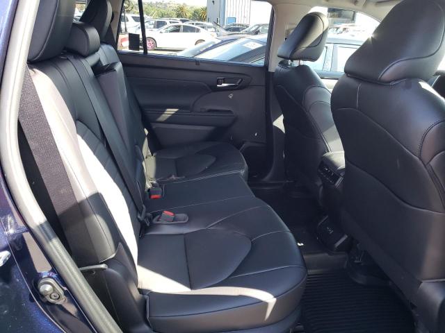 Photo 6 from auction – 2022 TOYOTA HIGHLANDER with VIN 5TDHZRBH1NS573882