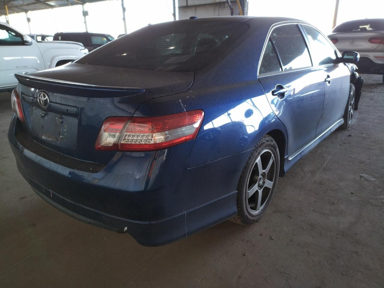 Photo 4 from auction – 2011 TOYOTA CAMRY BASE with VIN 4T1BF3EK6BU704715