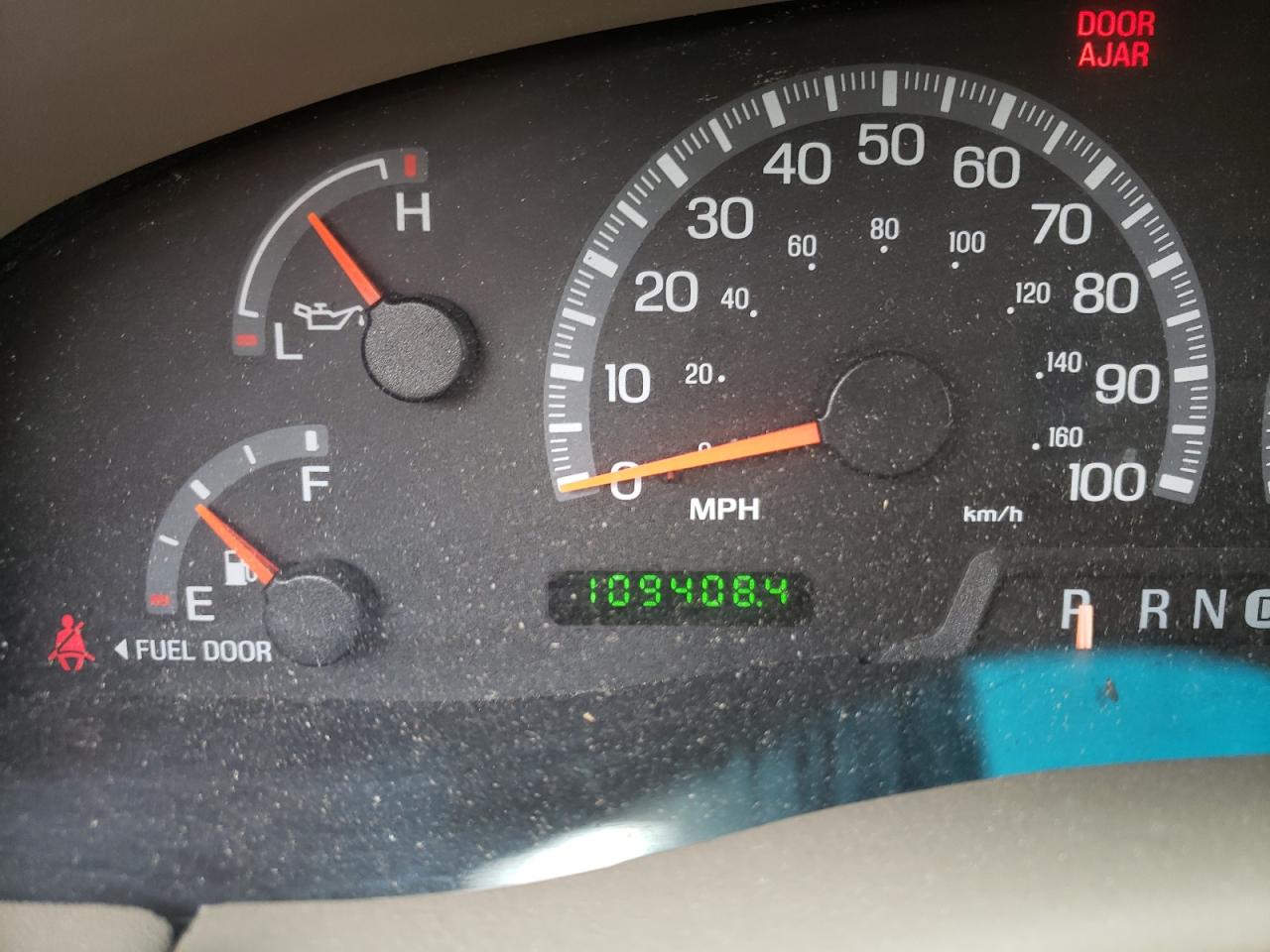 Photo 8 from auction – 2002 FORD F150 with VIN 1FTRX07W62KA55265