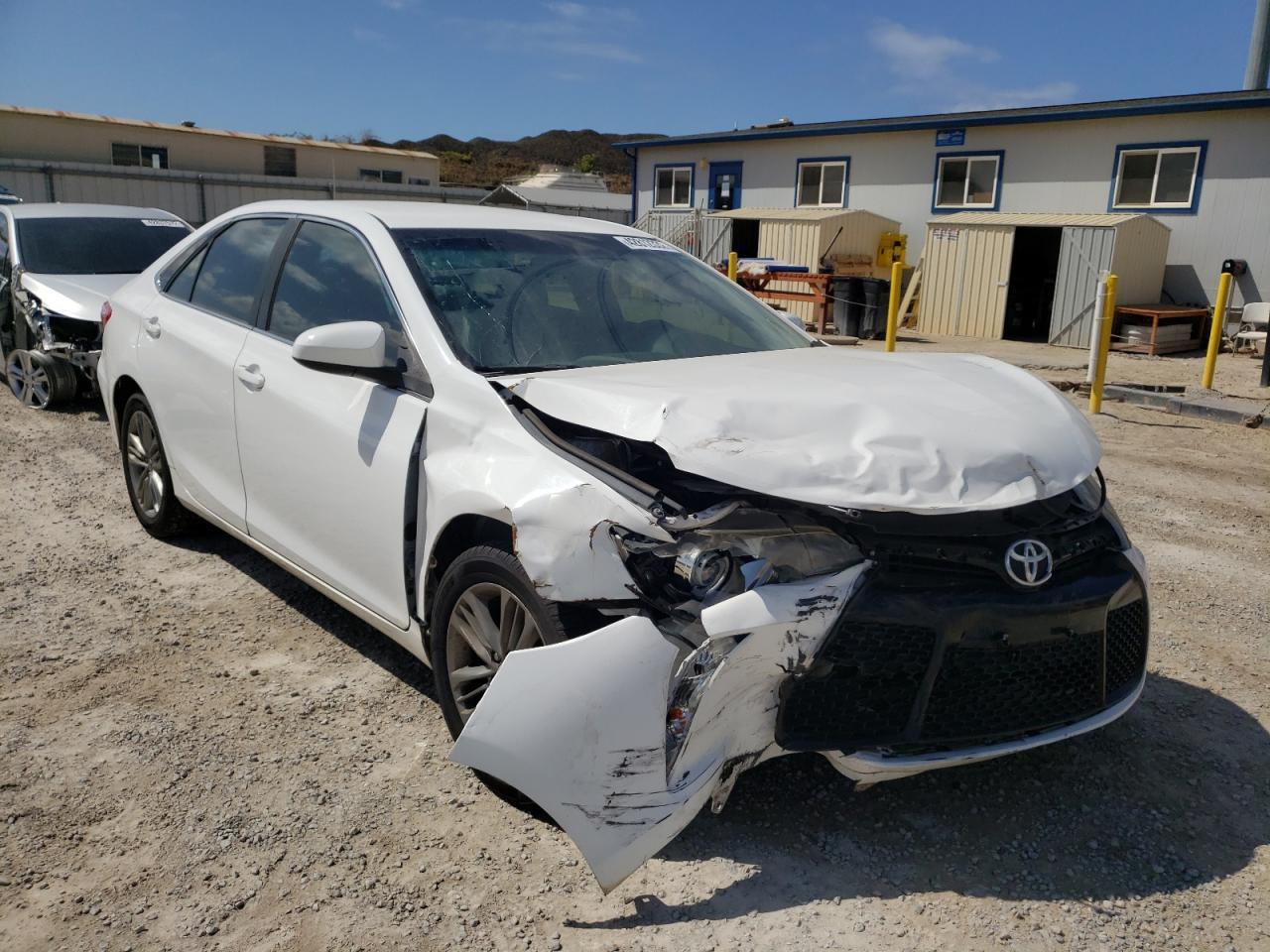 TOYOTA CAMRY LE 2016 with VIN 4T1BF1FK5GU236325 - Photo from auction