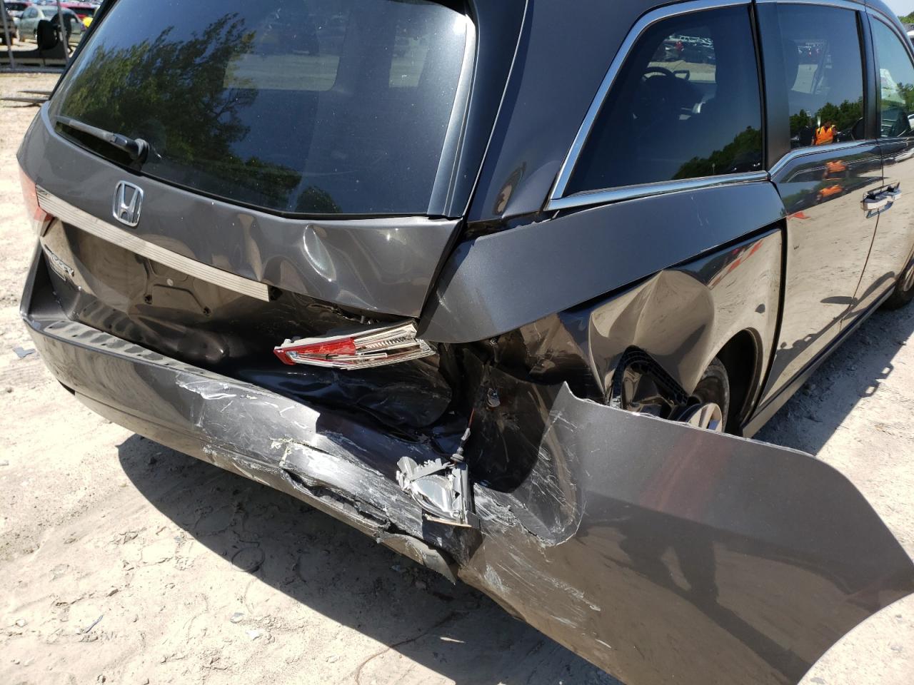 Photo 9 from auction – 2015 HONDA ODYSSEY EX with VIN 5FNRL5H63FB025960