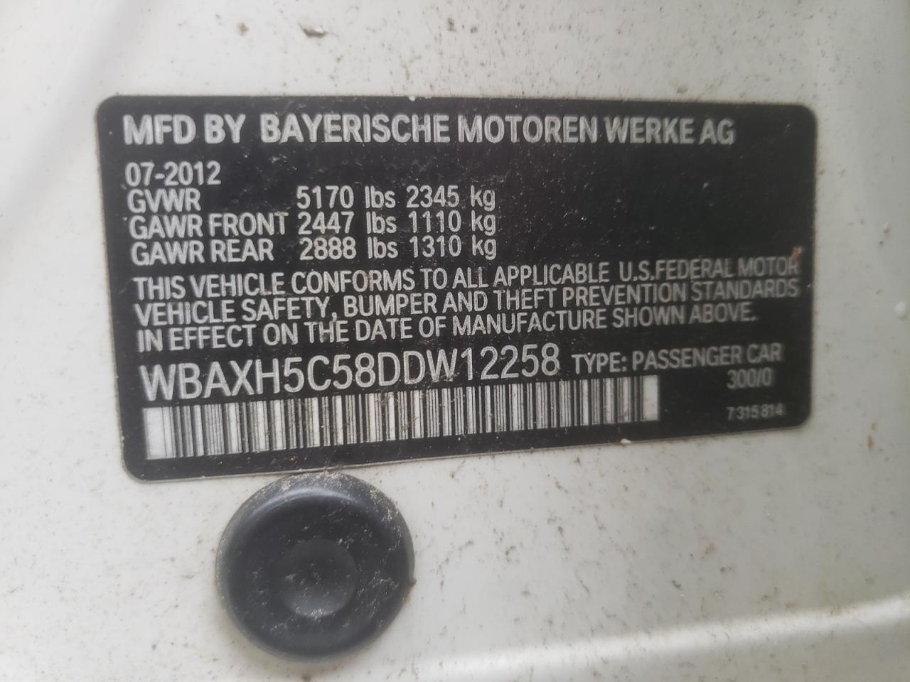 Photo 10 from auction – 2013 BMW 528 XI with VIN WBAXH5C58DDW12258