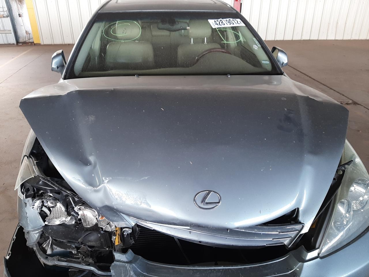 Photo 7 from auction – 2004 LEXUS ES 330 with VIN JTHBA30G145009351