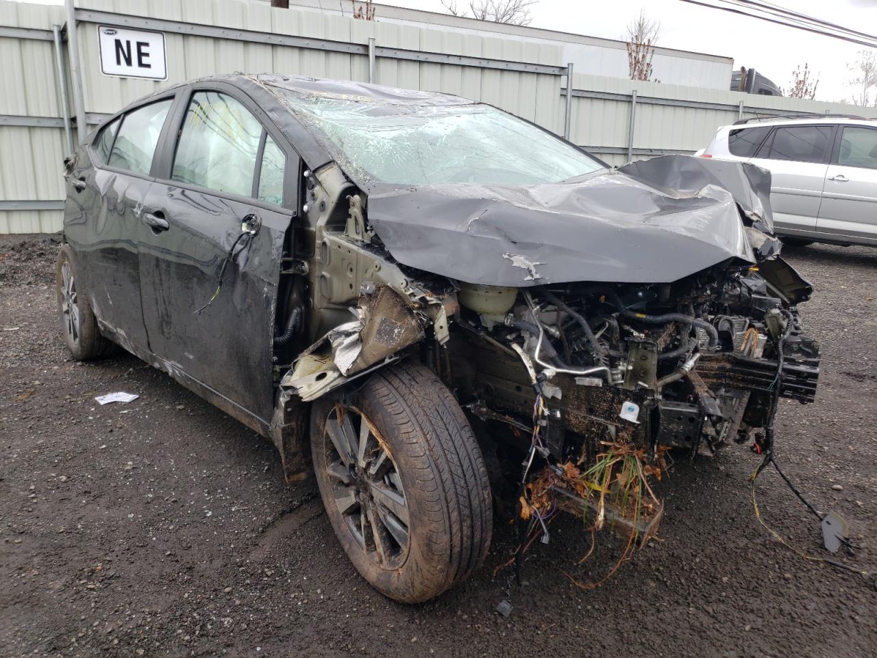 Photo 1 from auction – 2022 NISSAN VERSA SV with VIN 3N1CN8EV3NL827554