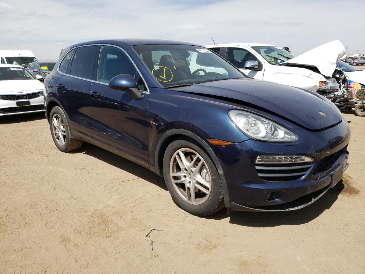 PORSCHE CAYENNE S 2011 with VIN WP1AE2A28BLA91715 - Photo from auction