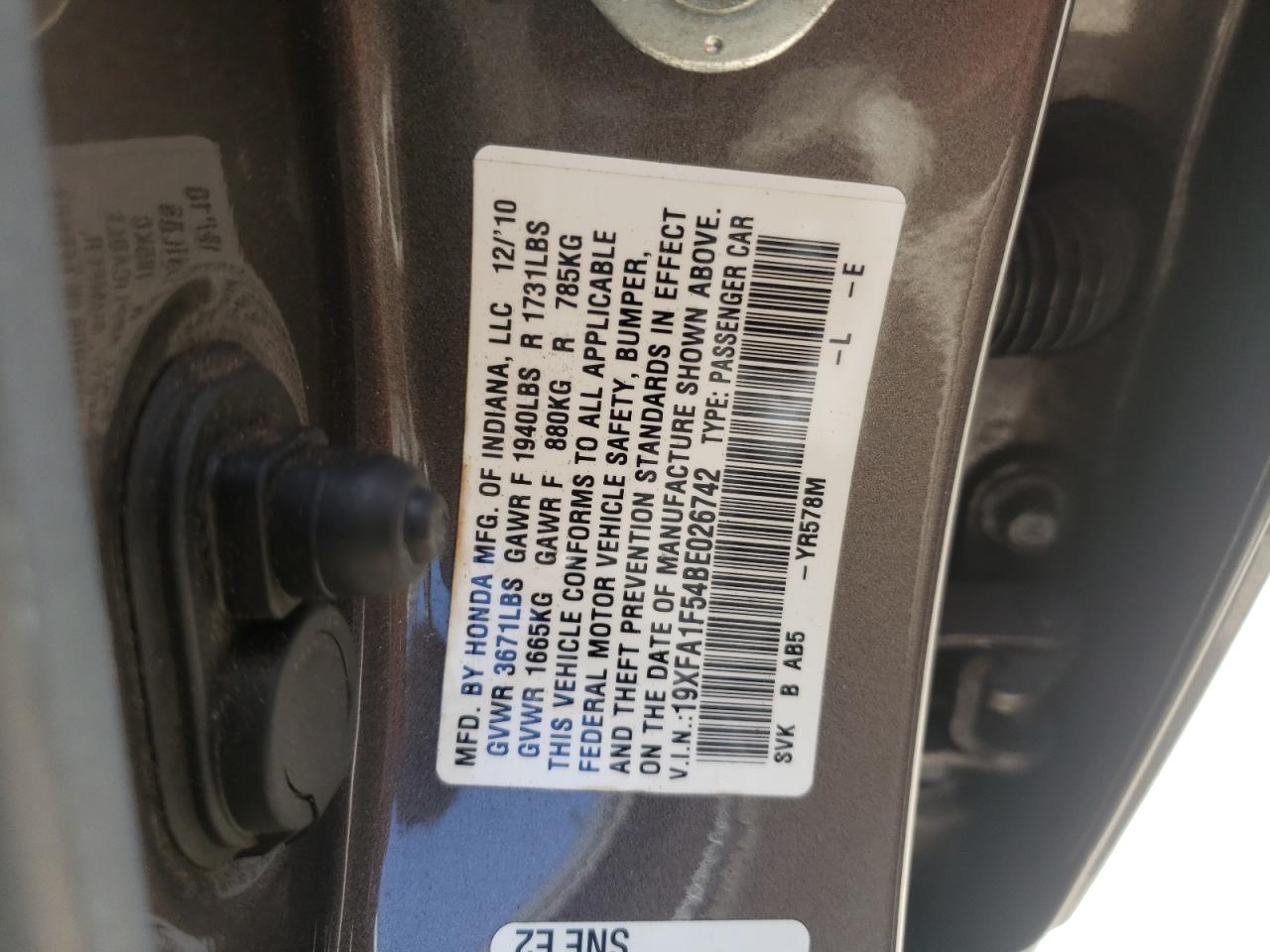 Photo 10 from auction – 2011 HONDA CIVIC LX with VIN 19XFA1F54BE026742