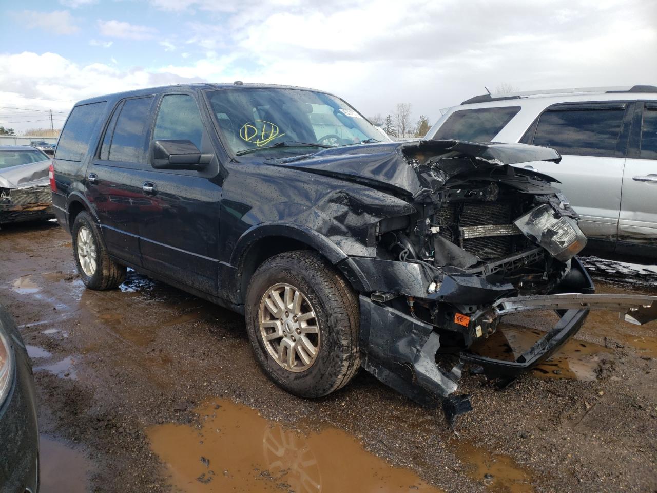 FORD EXPEDITION 2014 with VIN 1FMJU2A53EEF32704 - Photo from auction