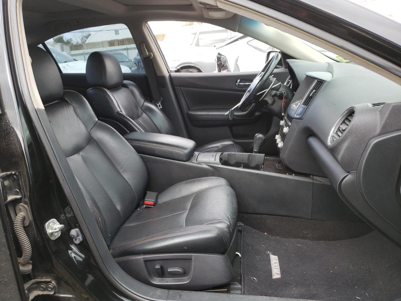 Photo 5 from auction – 2012 NISSAN MAXIMA S with VIN 1N4AA5AP4CC807169