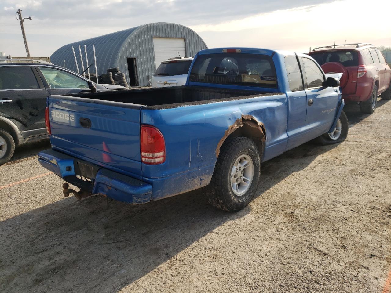 Photo 4 from auction – 2000 DODGE DAKOTA with VIN 1B7GL22N0YS646908