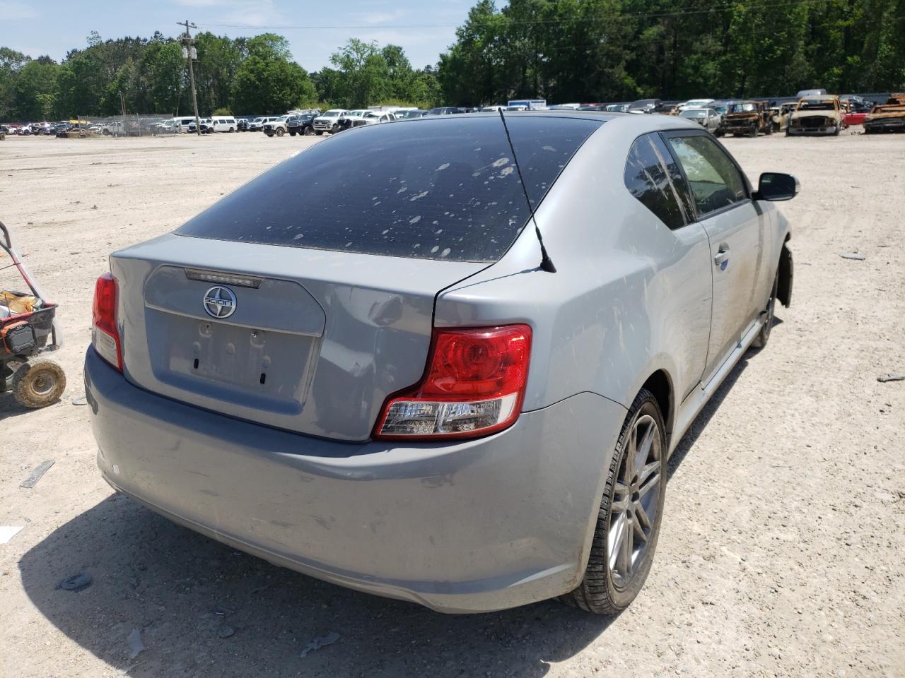 Photo 4 from auction – 2011 TOYOTA SCION TC with VIN JTKJF5C76B3020997