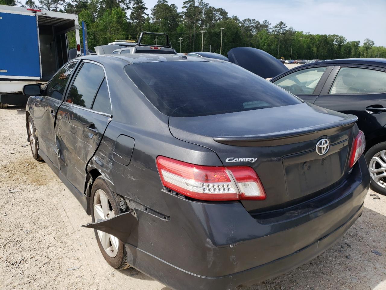 Photo 3 from auction – 2011 TOYOTA CAMRY BASE with VIN 4T1BF3EK4BU662884