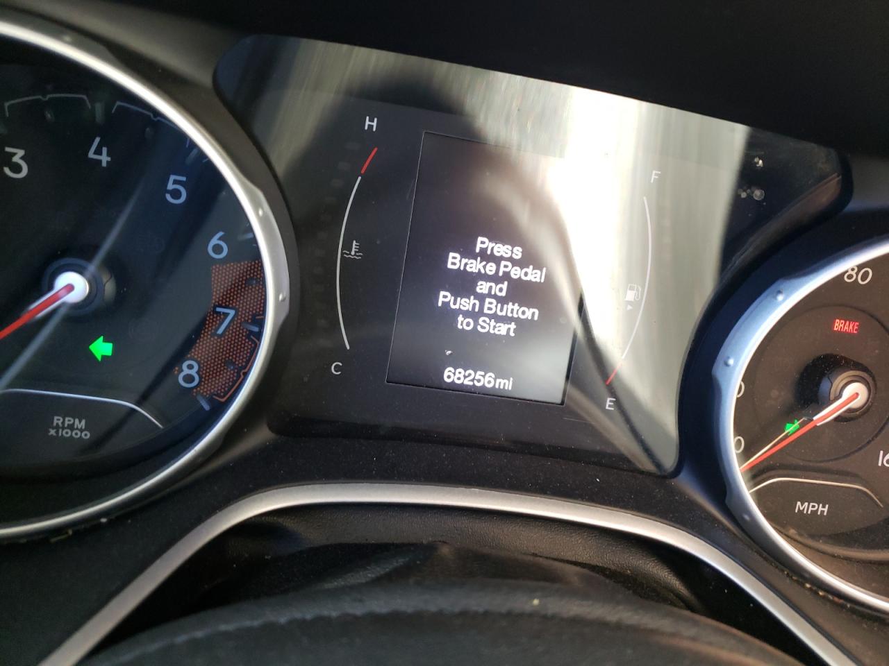 Photo 8 from auction – 2018 JEEP COMPASS SP with VIN 3C4NJCAB8JT286950
