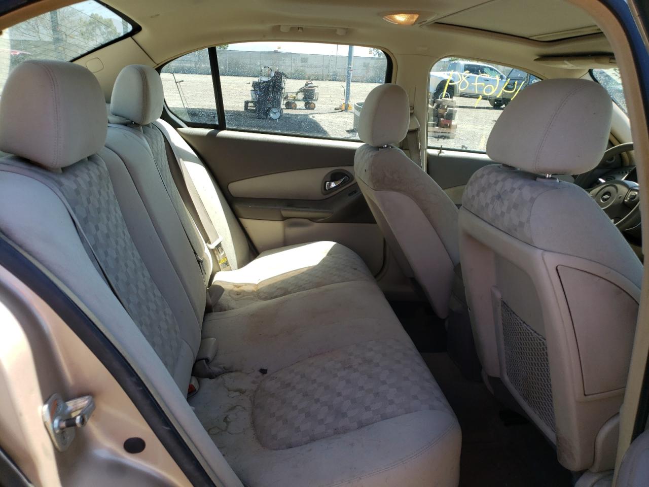 Photo 6 from auction – 2005 CHEVROLET MALIBU LS with VIN 1G1ZT54845F190121