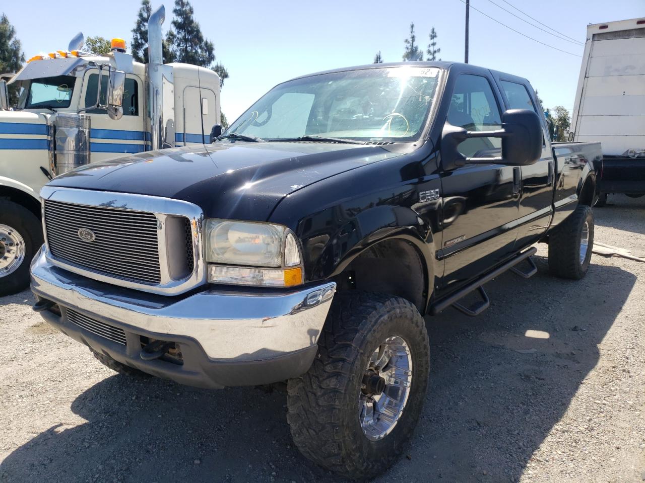 Photo 2 from auction – 2000 FORD F250 SUPER with VIN 1FTNW21F6YEE13882
