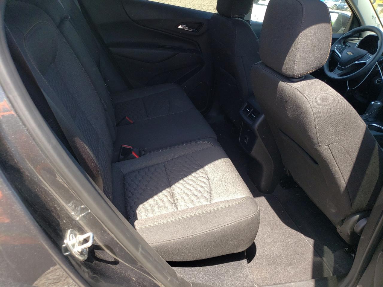 Photo 6 from auction – 2019 CHEVROLET EQUINOX LT with VIN 3GNAXKEV7KS587347