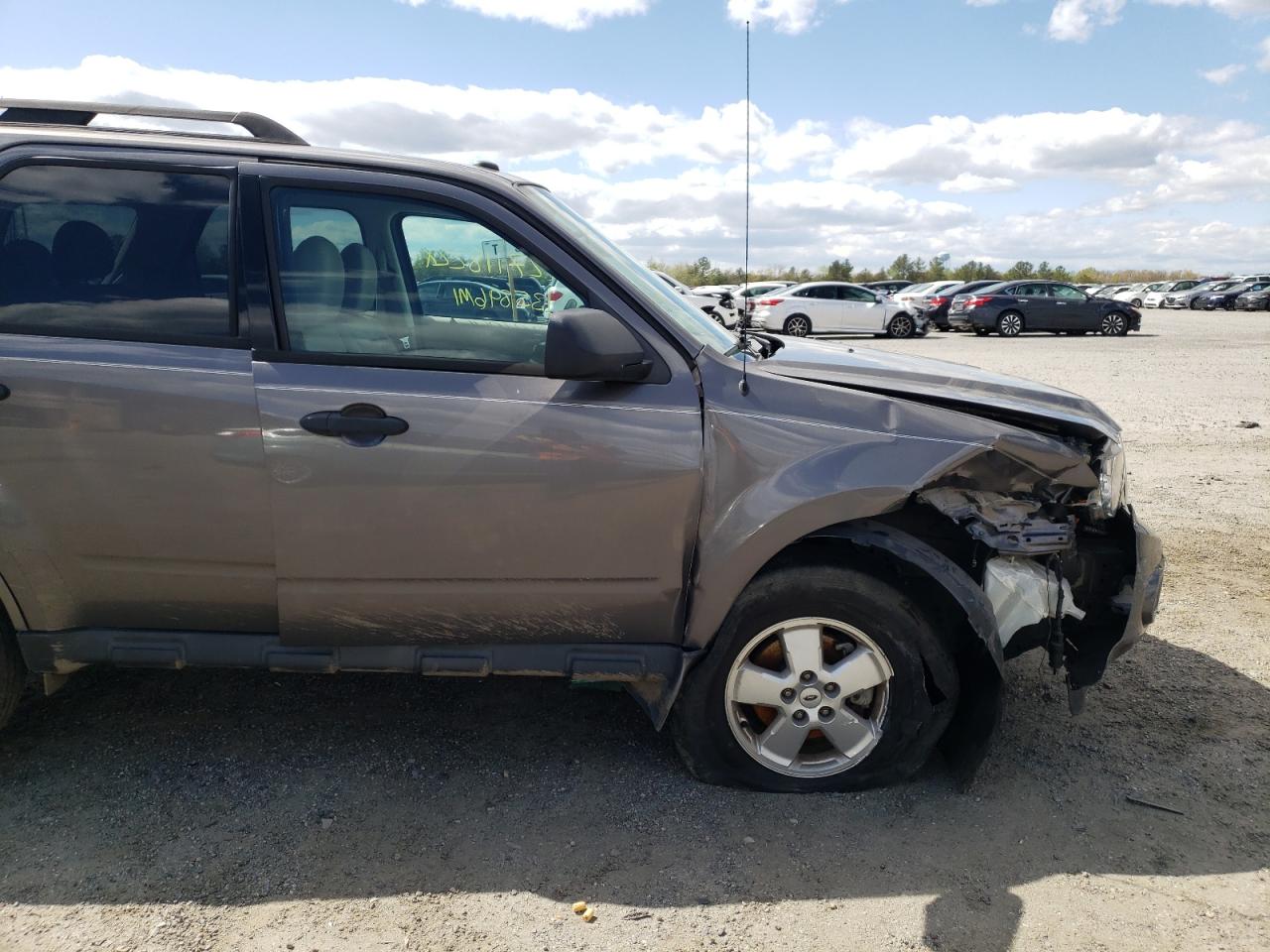 Photo 9 from auction – 2012 FORD ESCAPE XLT with VIN 1FMCU0DG1CKA71298