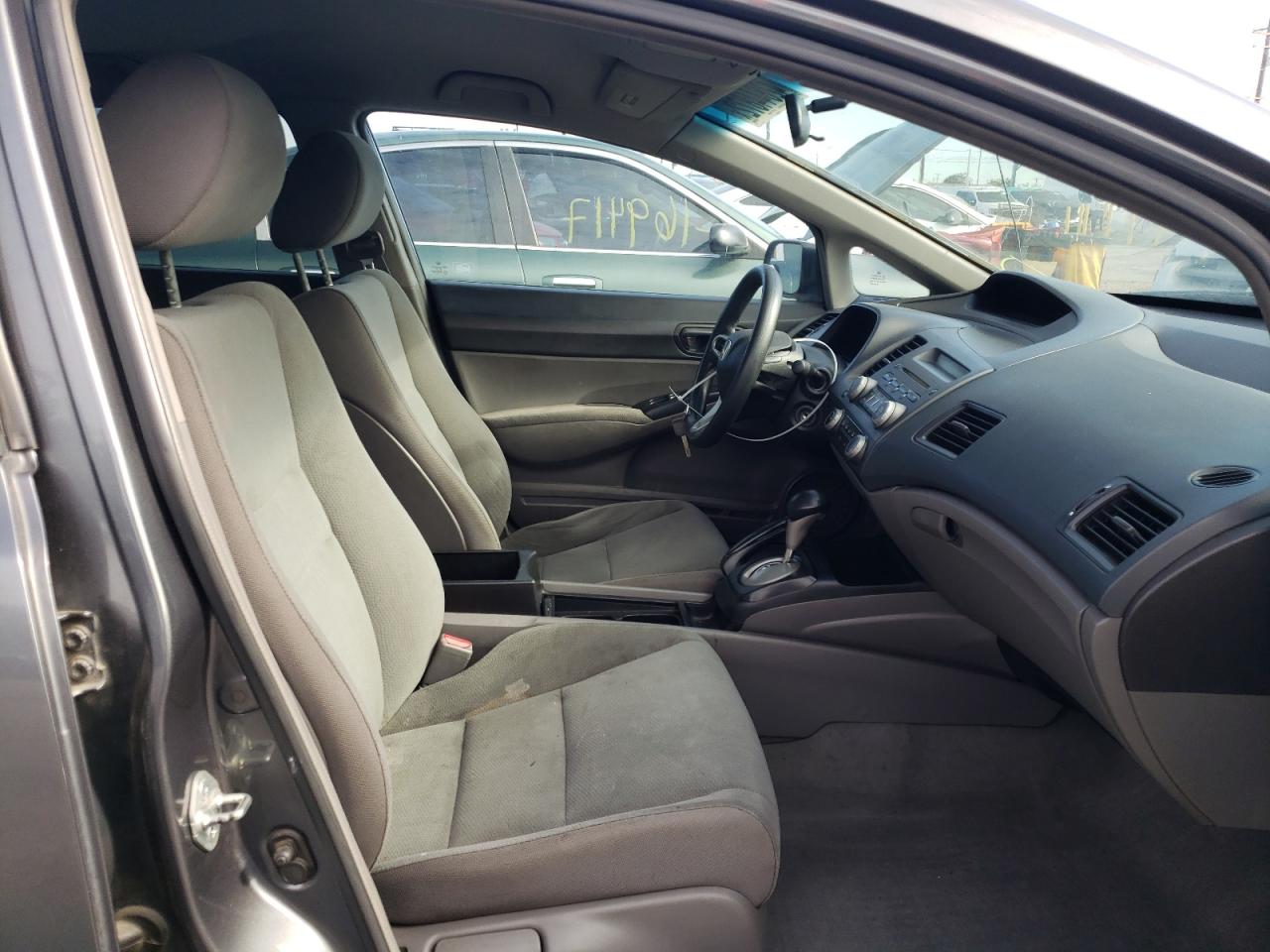 Photo 5 from auction – 2010 HONDA CIVIC VP with VIN 19XFA1F3XAE069799