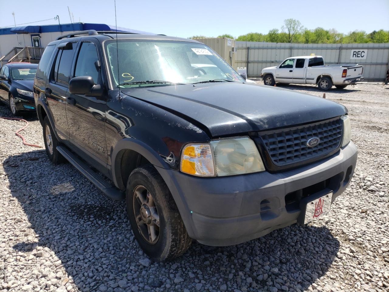 FORD EXPLORER X 2004 مع رقم تعريف المركبة 1FMZU62KX4UC16056 - صورة من المزاد