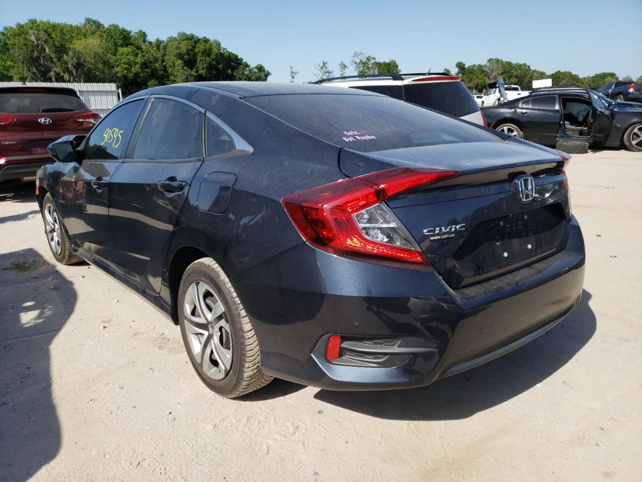 Photo 3 from auction – 2017 HONDA CIVIC LX with VIN 19XFC2F58HE078593