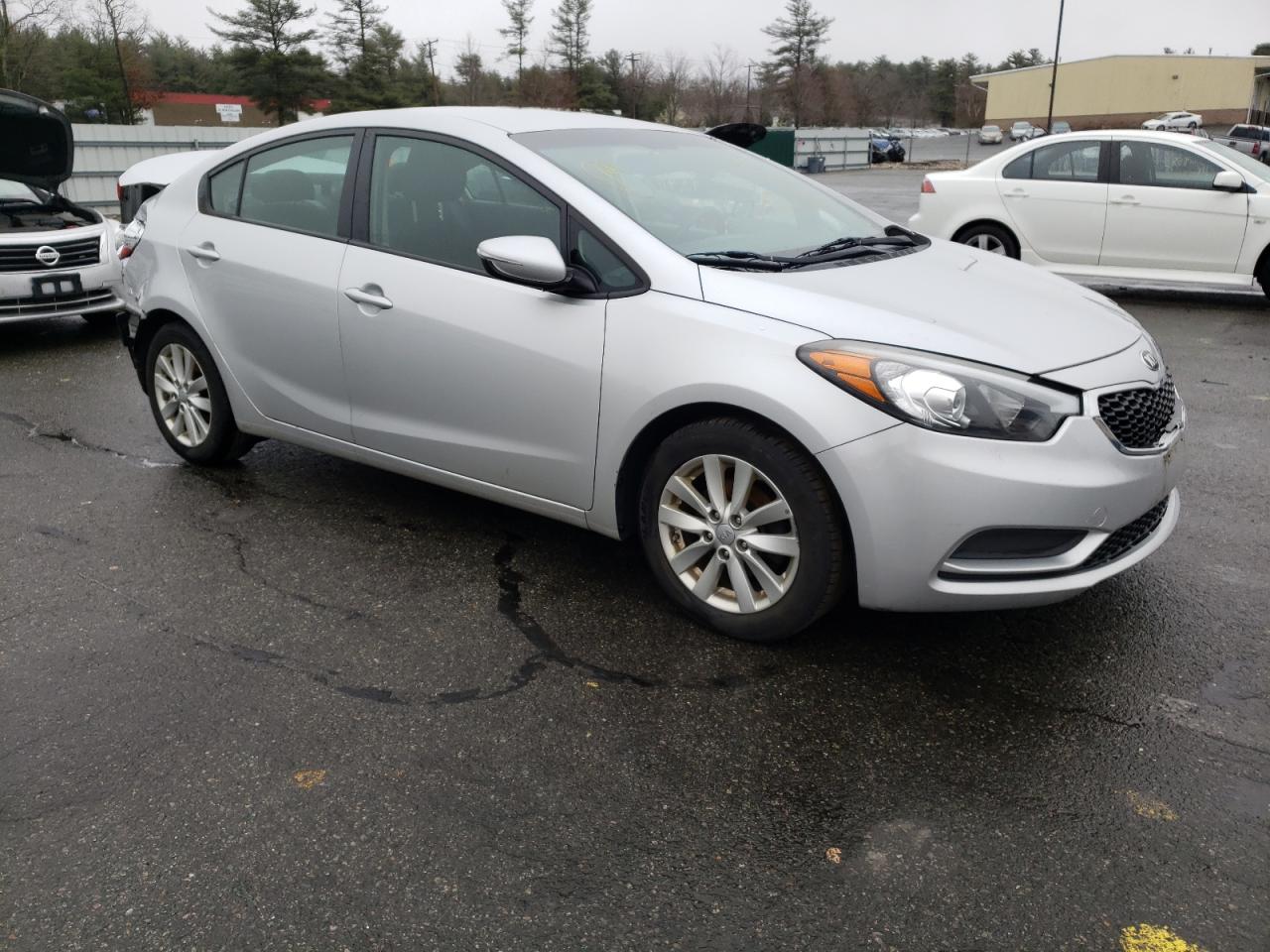 KIA FORTE LX 2016 with VIN KNAFX4A61G5551578 - Photo from auction