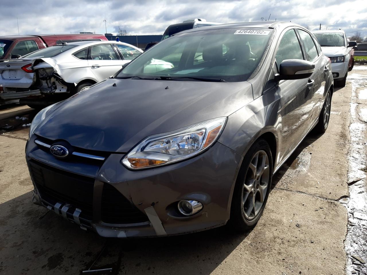 Photo 2 from auction – 2014 FORD FOCUS SE with VIN 1FADP3K23EL419016
