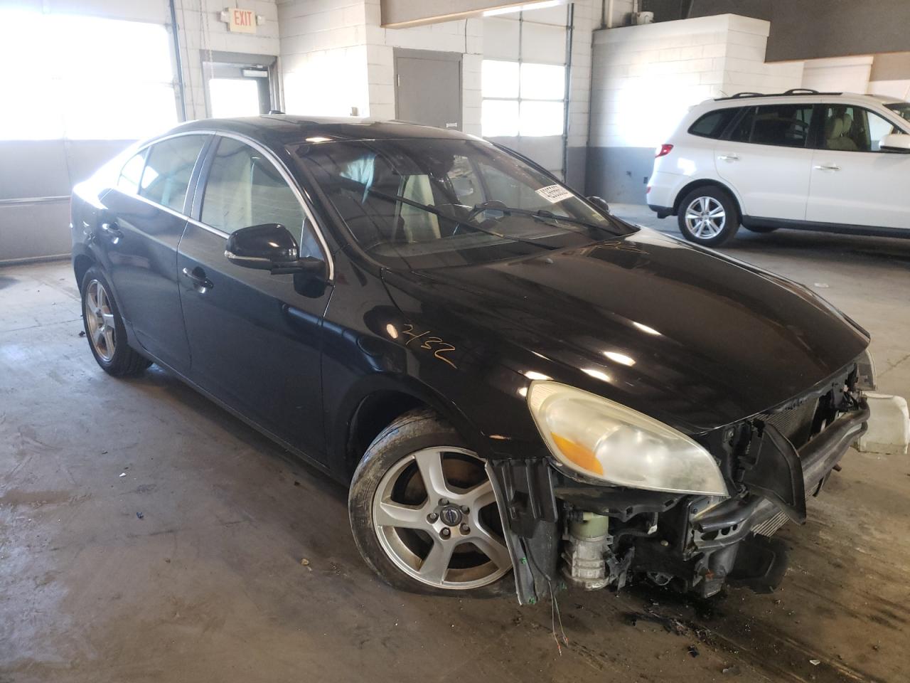 VOLVO S60 T5 2012 with VIN YV1622FS7C2051779 - Photo from auction