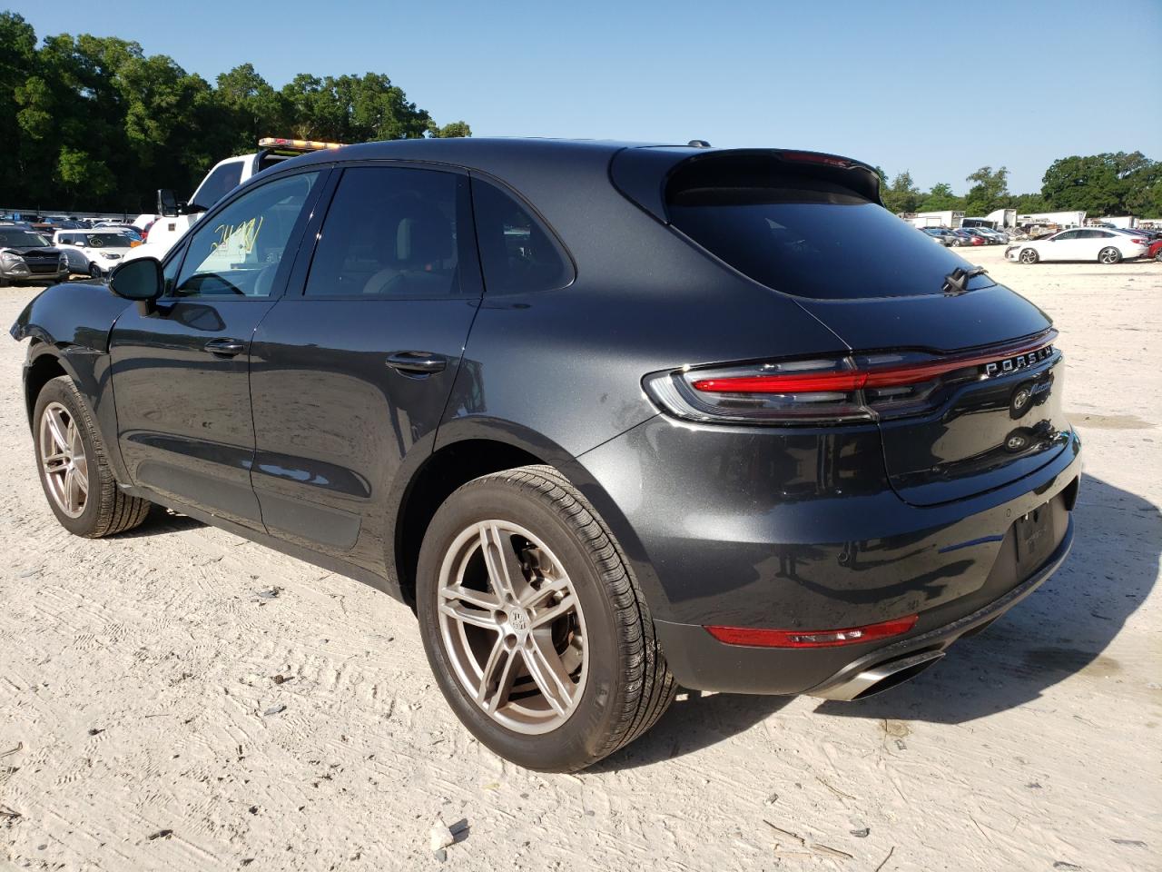 Photo 3 from auction – 2019 PORSCHE MACAN with VIN WP1AA2A53KLB01296