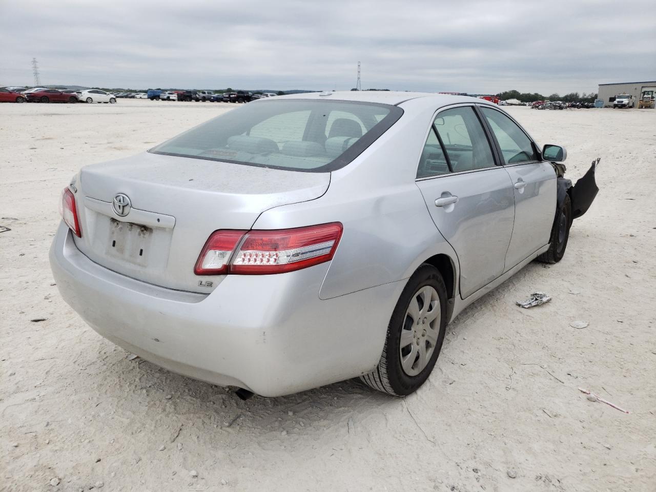 Photo 4 from auction – 2010 TOYOTA CAMRY BASE with VIN 4T4BF3EK9AR008208