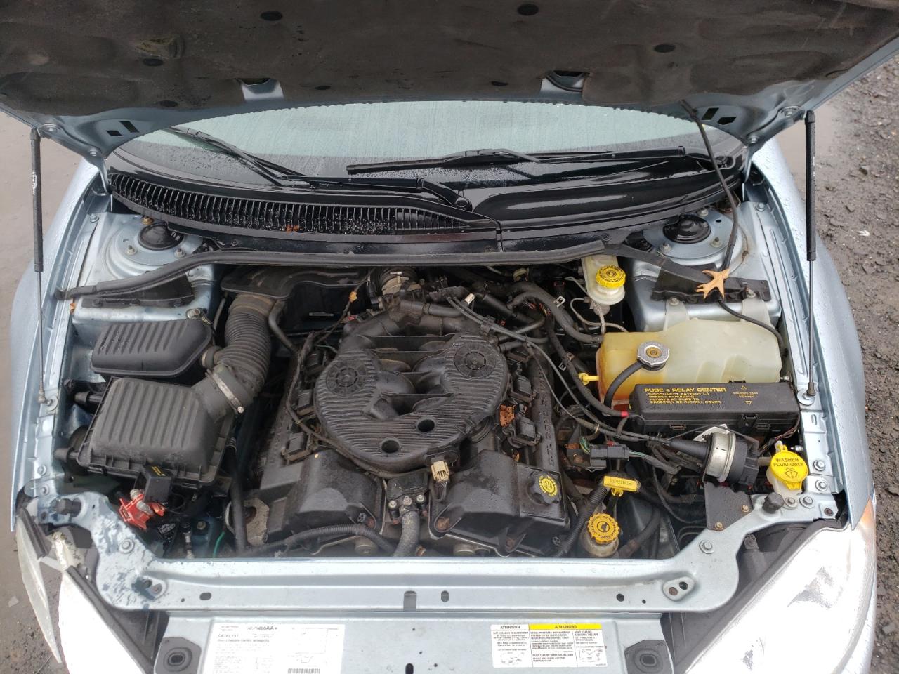 Photo 7 from auction – 2004 DODGE INTREPID S with VIN 2B3HD46R54H652278