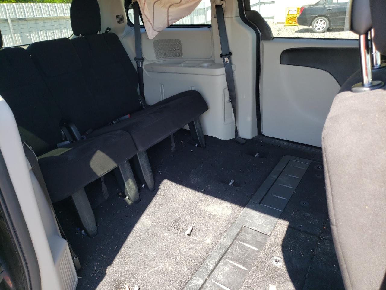 Photo 6 from auction – 2015 DODGE GRAND CARA with VIN 2C4RDGBG0FR508501