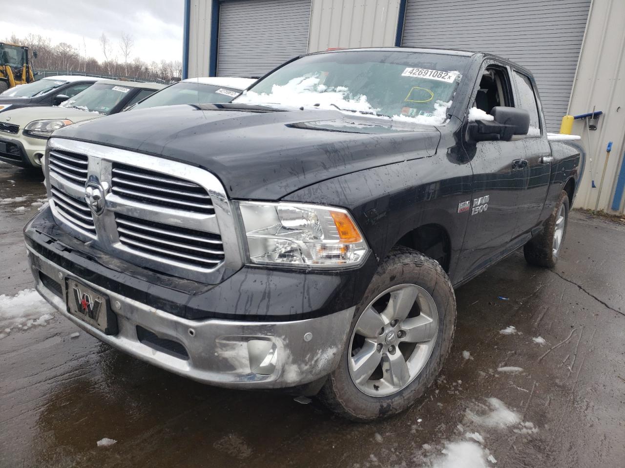 Фото 14 с аукциона – 2017 RAM 1500 SLT с VIN 1C6RR7GT5HS677624
